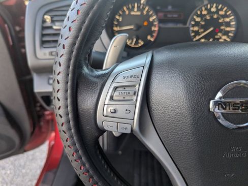 Used 2017 Nissan Altima 2.5 SR w/ Midnight Edition Package image 24