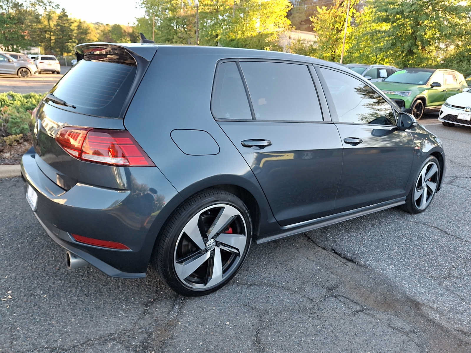 Used 2019 Volkswagen GTI SE w/ SE Experience Package FWD image 6