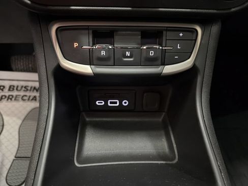 Used 2024 GMC Terrain Denali w/ Denali Premium Package AWD/4WD image 20