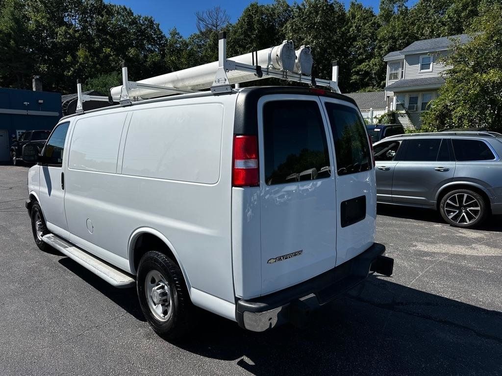 Used 2019 Chevrolet Express 2500 w/ Driver Convenience Package RWD image 3