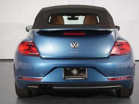 Used 2017 Volkswagen Beetle 1.8T Classic FWD image 14
