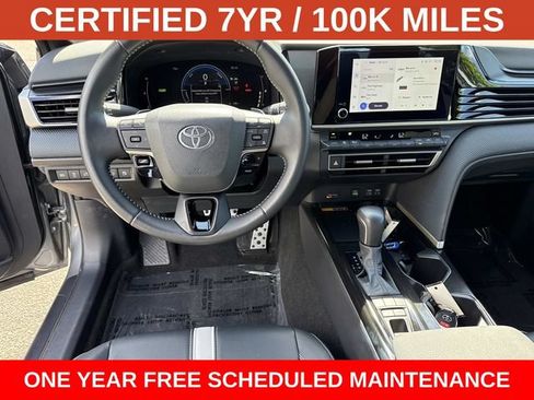 Used 2025 Toyota Camry SE FWD image 17