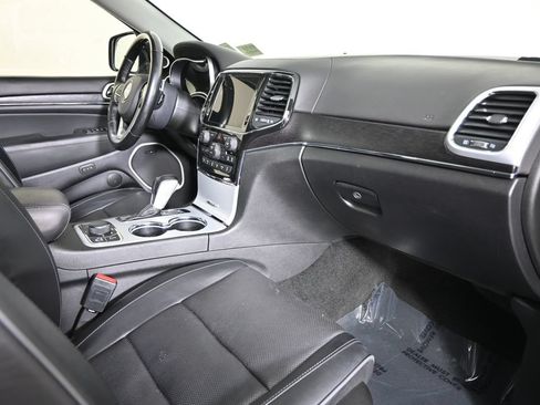 Used 2021 Jeep Grand Cherokee Summit AWD/4WD image 15