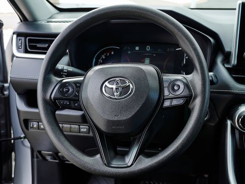 Certified 2024 Toyota RAV4 XLE w/ Convenience Package image 31