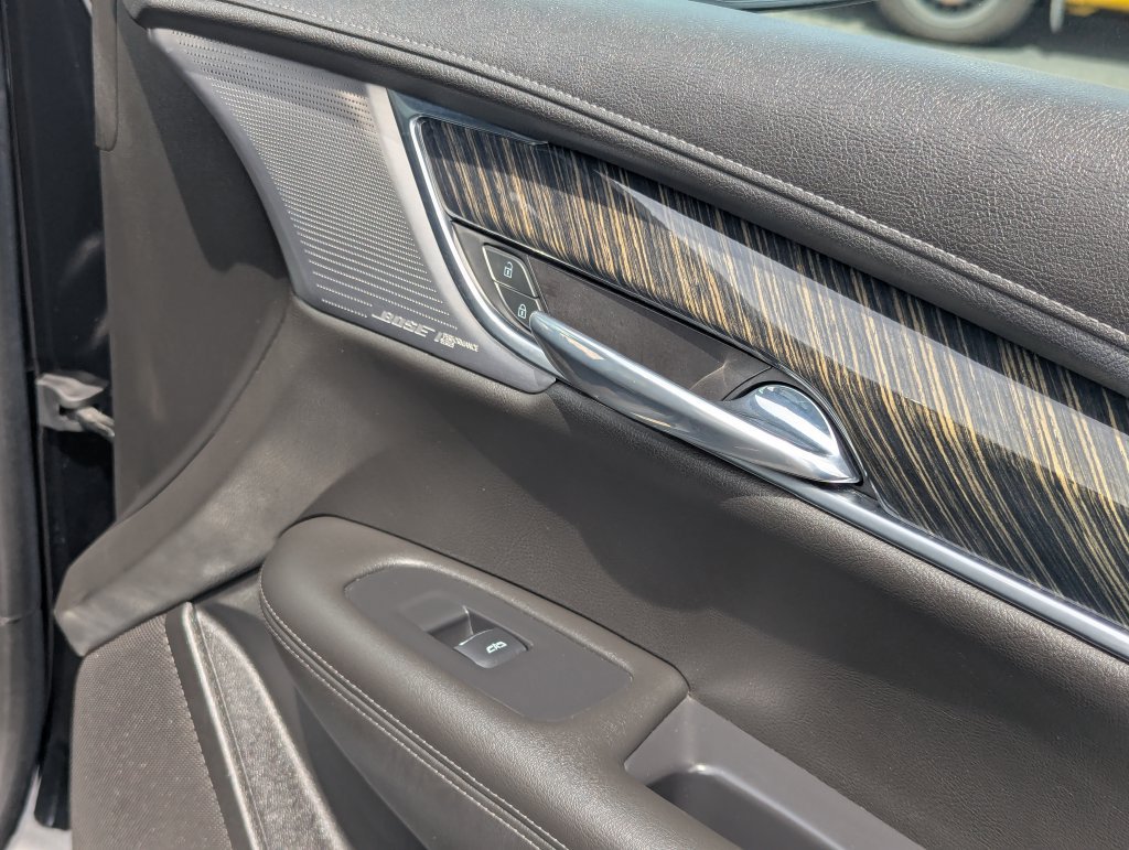 Used 2021 Cadillac XT6 Premium Luxury AWD/4WD image 40