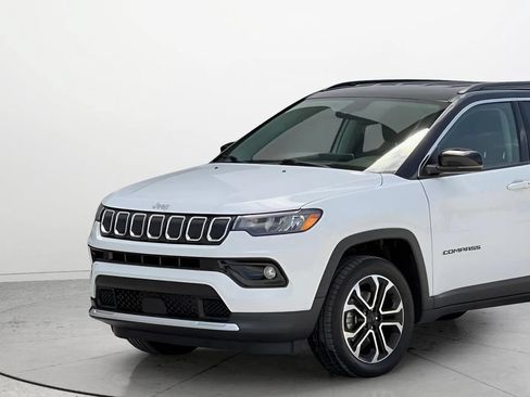 Used 2022 Jeep Compass Limited AWD/4WD image 7