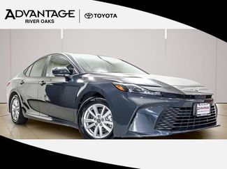 Used 2025 Toyota Camry LE FWD video 1