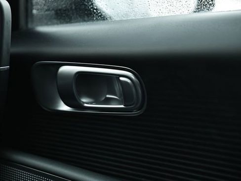 Used 2024 Hyundai Ioniq 6 SEL image 40