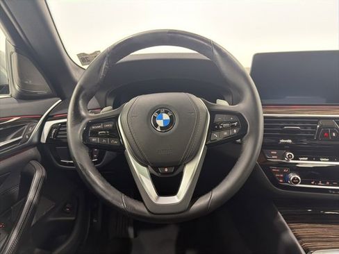 Certified 2023 BMW 530i xDrive w/ Premium Package image 30