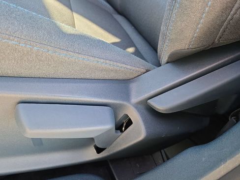 Used 2025 Ford Maverick XLT FWD image 17