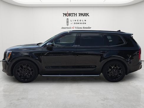 Used 2021 Kia Telluride SX w/ Nightfall Edition Package AWD/4WD image 2