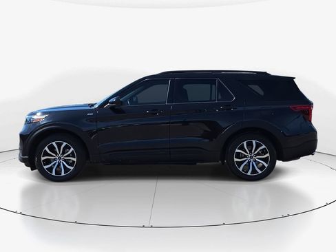 Used 2022 Ford Explorer ST-Line w/ Class IV Trailer Tow Package image 9