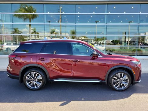 Certified 2026 INFINITI QX60 Luxe w/ Cargo Package image 3