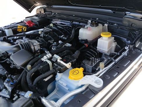 Used 2025 Jeep Gladiator Sport image 69