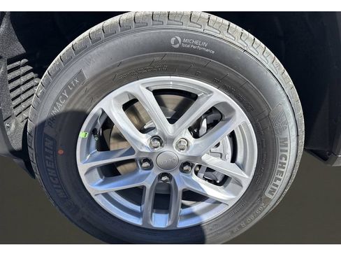 New 2025 Jeep Grand Cherokee L Laredo w/ Trailer Tow Package image 11