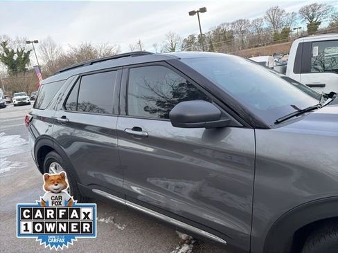 Used 2025 Ford Explorer Active image 10
