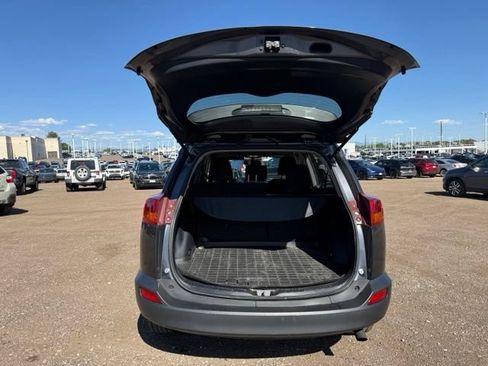 Used 2015 Toyota RAV4 LE FWD image 13