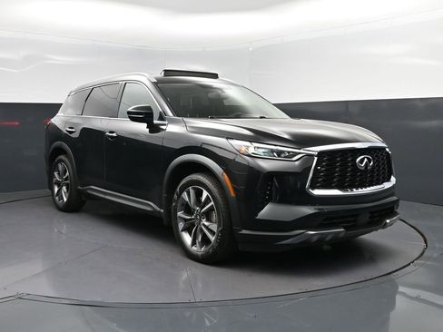 Certified 2022 INFINITI QX60 Luxe w/ Cargo Package FWD image 9