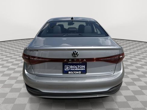 New 2025 Volkswagen Jetta SE image 8