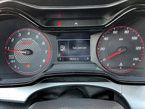 Used 2024 Chevrolet Trax RS FWD image 15