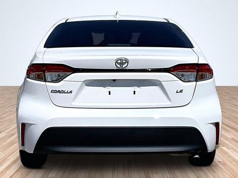 Used 2024 Toyota Corolla LE FWD image 4