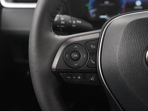 Used 2025 Toyota RAV4 Limited w/ Advanced Technology Package image 25