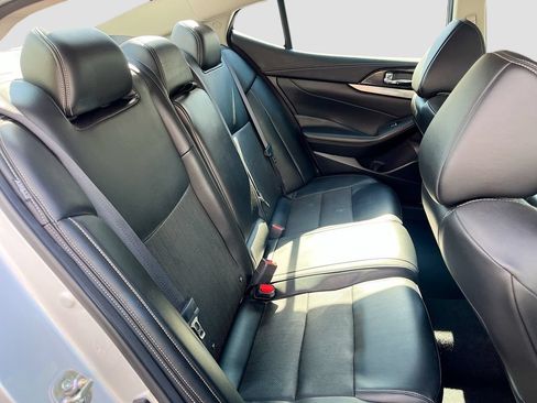 Used 2019 Nissan Maxima 3.5 SV w/ Floor Mat Group FWD image 27