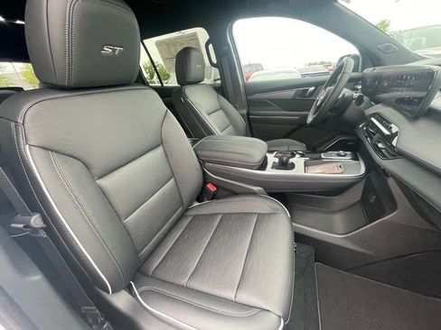 New 2026 Buick Enclave Sport Touring w/ Power Package FWD image 28