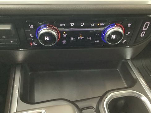 New 2026 GMC Sierra 1500 SLT w/ SLT Premium Plus Package image 26