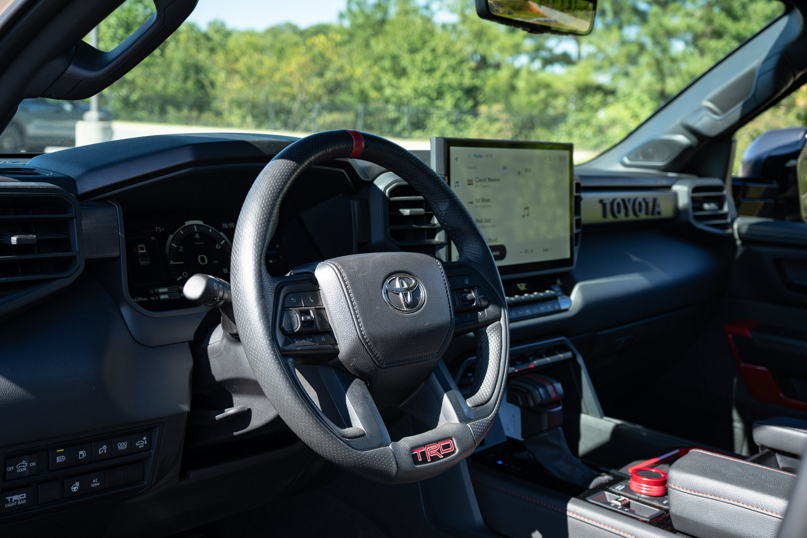 Used 2025 Toyota Tundra TRD Pro AWD/4WD image 25