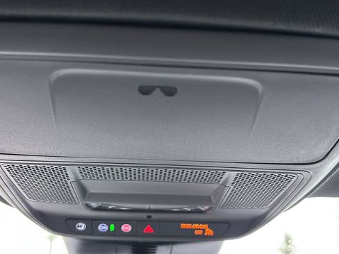 New 2025 GMC Acadia Elevation w/ Elevation Premium Package image 37