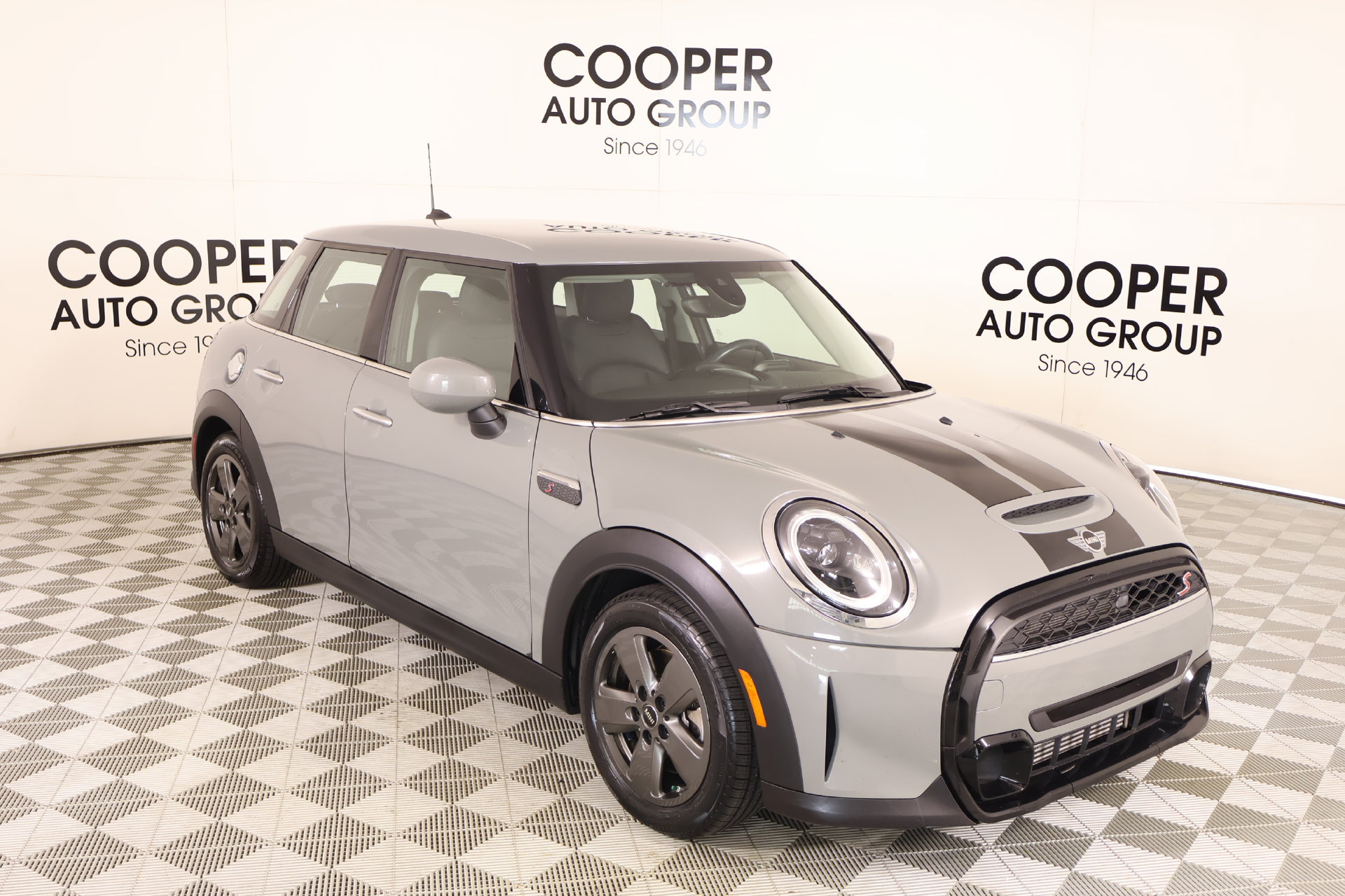 Used 2022 MINI Cooper S w/ Storage Package FWD image 1