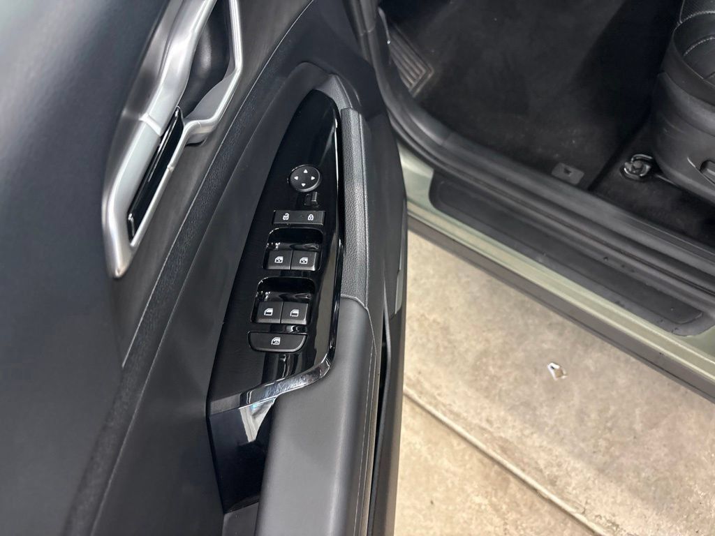 Certified 2025 Kia Sportage X-Line w/ Premium Package AWD/4WD image 22
