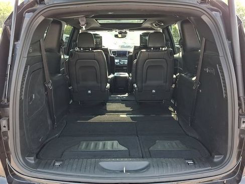 Used 2020 Chrysler Pacifica Limited FWD image 30