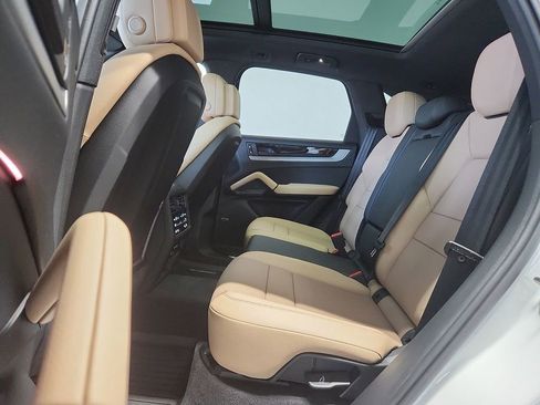 New 2026 Porsche Cayenne AWD/4WD image 11