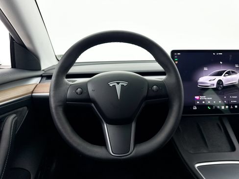 Used 2023 Tesla Model 3 Standard Range RWD image 35