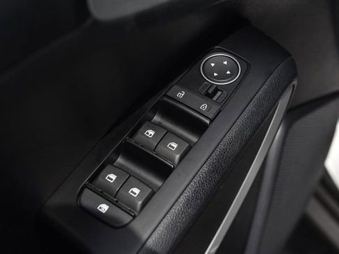 Used 2024 Kia Soul LX w/ Option Group 015 FWD image 8