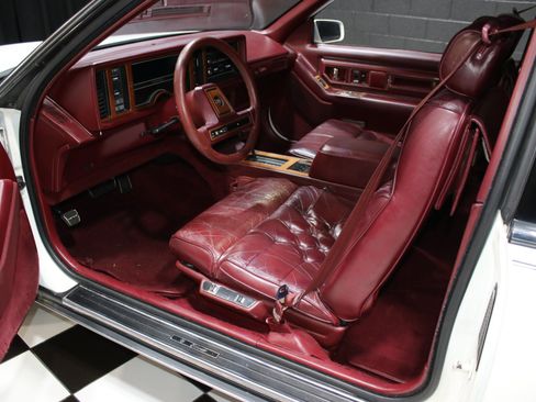 Used 1988 Cadillac Eldorado Coupe FWD image 47