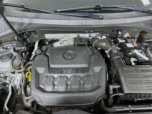 Used 2019 Volkswagen Tiguan S w/ Driver Assistance Package image 33