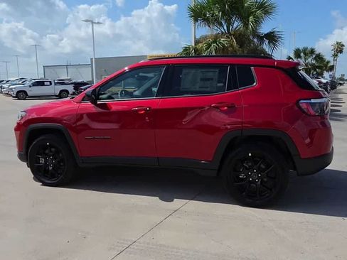 New 2026 Jeep Compass Latitude AWD/4WD image 5