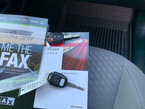 Used 2023 Toyota Tacoma SR image 9