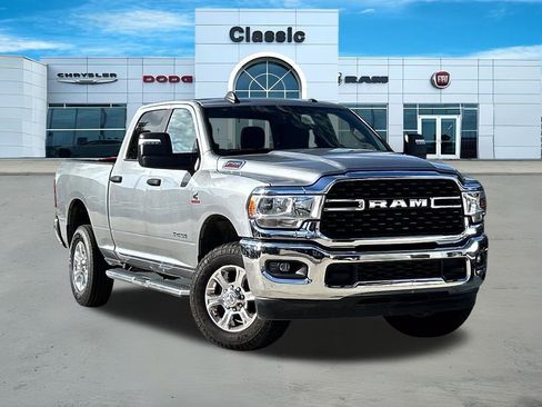 Used 2024 RAM 2500 Big Horn AWD/4WD image 1