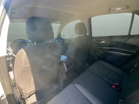 Used 2019 Chevrolet Equinox LT FWD image 14