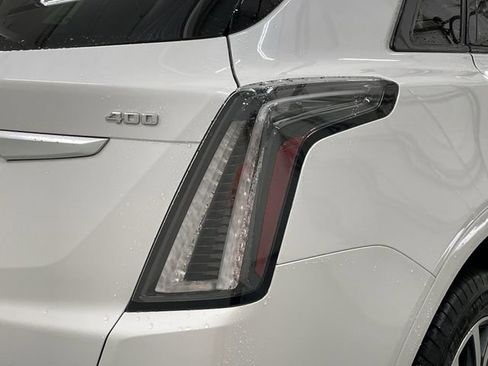 Certified 2025 Cadillac XT5 Sportv w/ Technology Package image 16