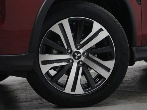 New 2026 Mitsubishi Outlander Sport ES image 3