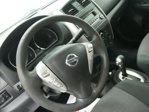 Used 2017 Nissan Versa SV FWD image 12