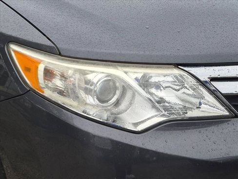 Used 2012 Toyota Camry LE FWD image 4