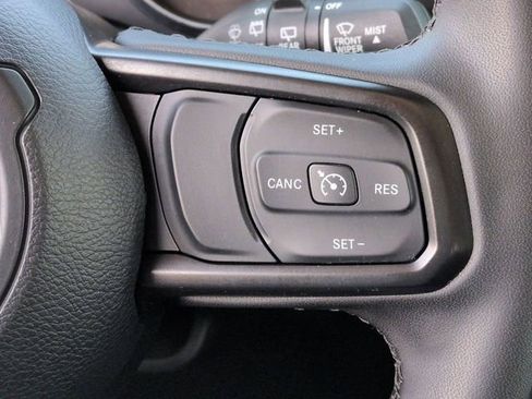 Used 2023 Jeep Wrangler Unlimited w/ Cold Weather Group image 27