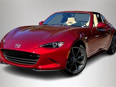 Used 2019 MAZDA MX-5 Miata RF Grand Touring image 2