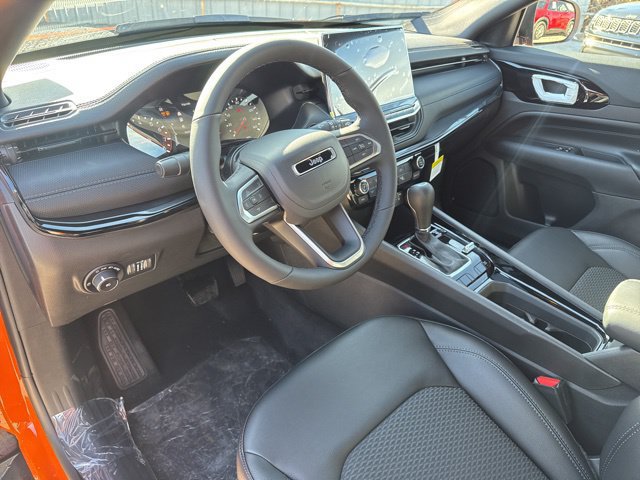 New 2026 Jeep Compass Latitude AWD/4WD image 12